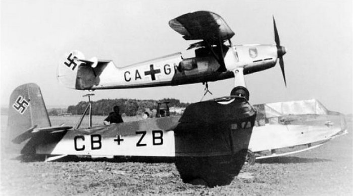 Fw 56 du FFS 112 monté sur un DFS 230B-2.jpg (43.31 KiB) Viewed 422 times Fw 56 du FFS 112 monté sur un DFS 230B-2.jpg